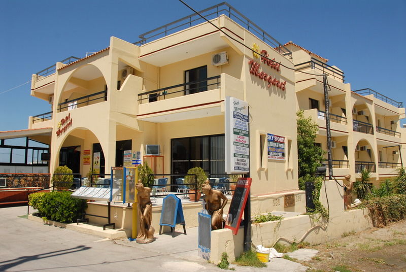 Margaret Hotel เกรมาสตี ภายนอก รูปภาพ
